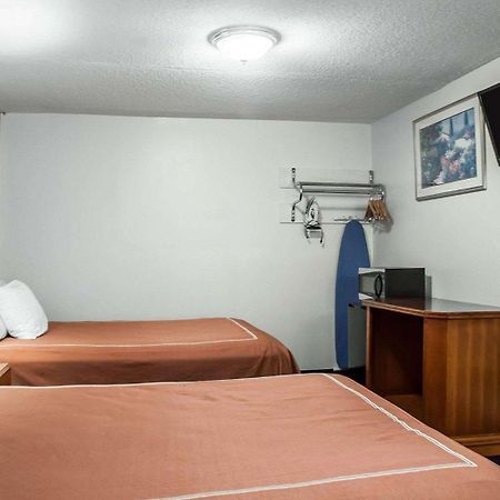 Castle Inn & Suites Niagara Falls Exteriér fotografie